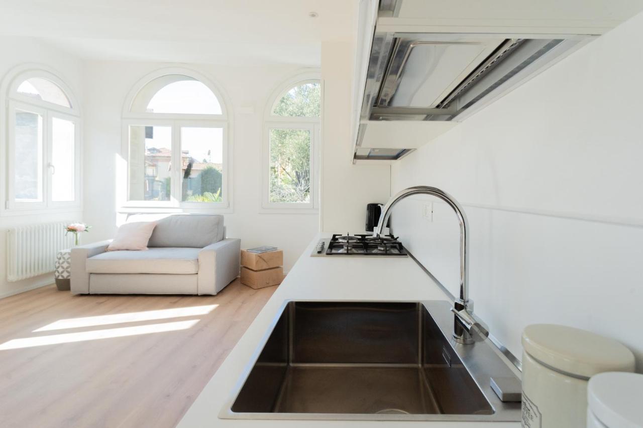 Lovely Corner In The Heart Of The Lake By Rent All Όπως Εξωτερικό φωτογραφία